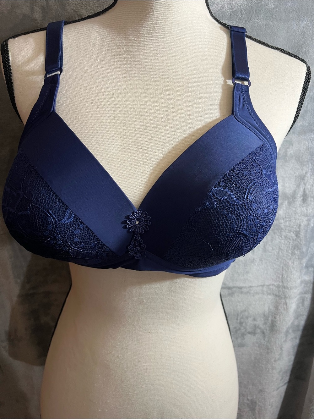 Everyday Smooth Lace T-Shirt Bra - Navy